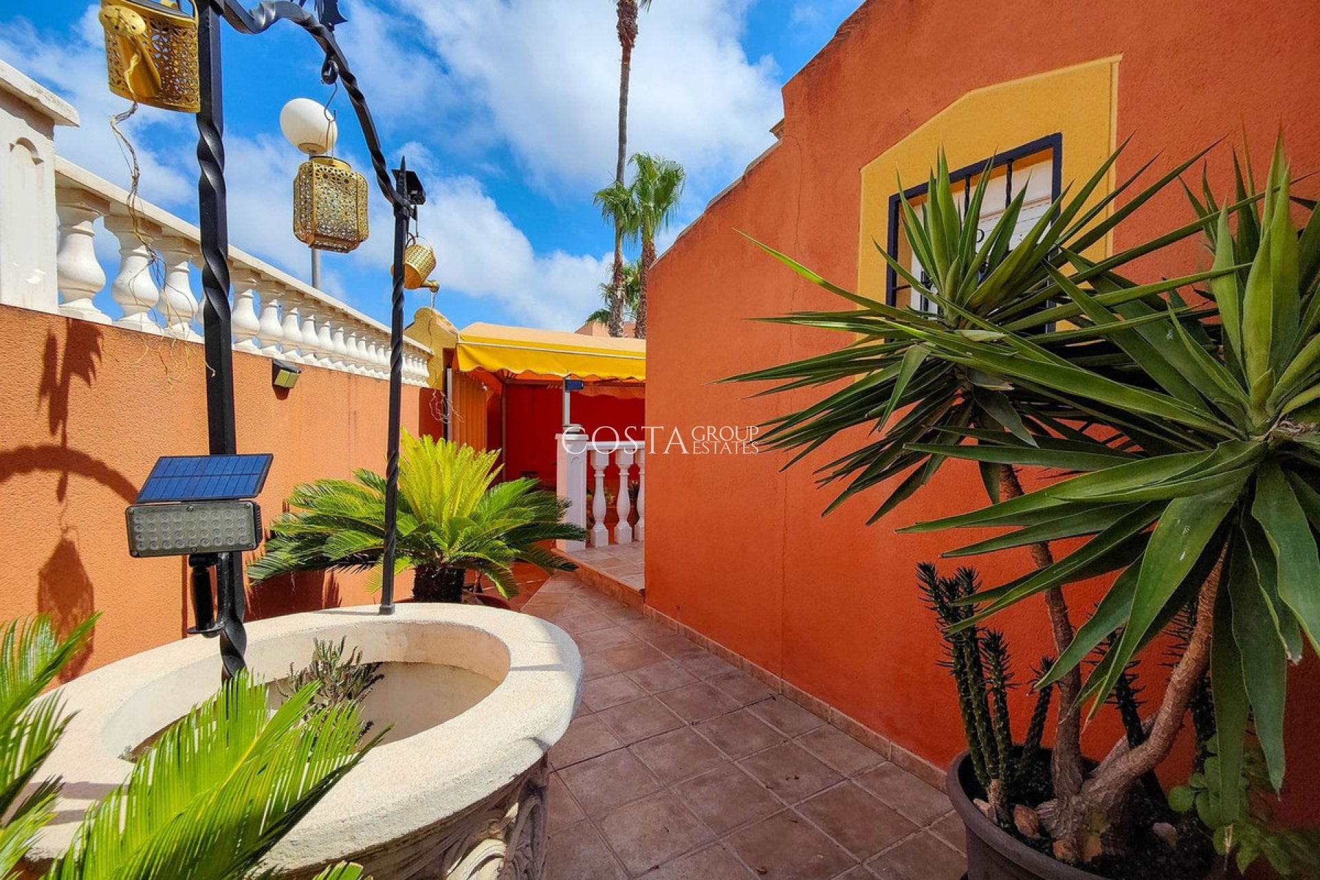 Wiederverkauf - Villa -
Torrevieja - Torrevieja Centro