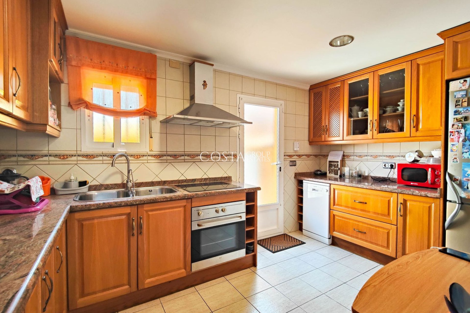 Wiederverkauf - Villa -
Torrevieja - Torrevieja Centro
