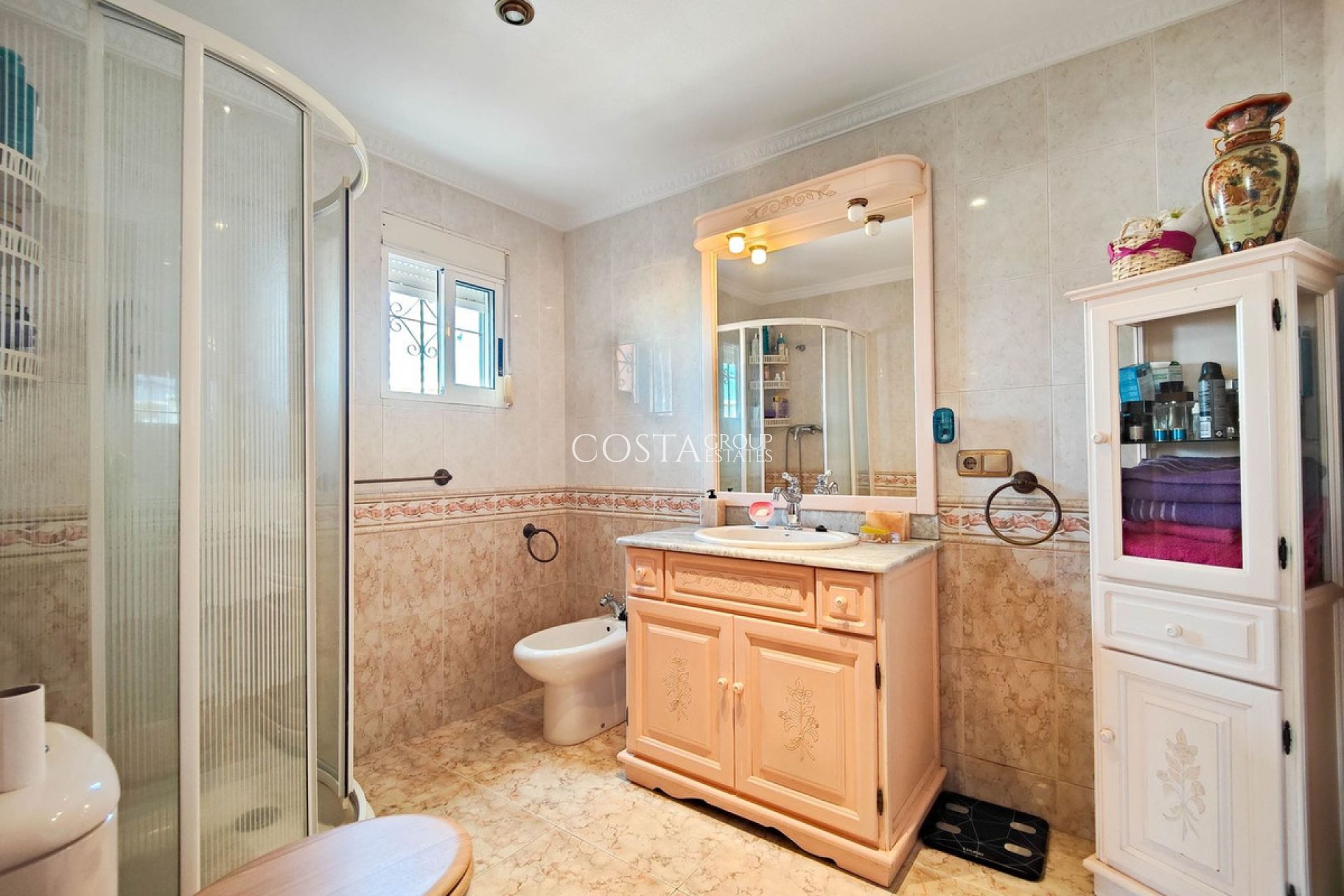 Wiederverkauf - Villa -
Torrevieja - Torrevieja Centro