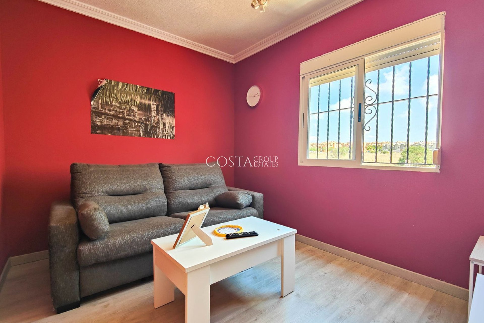 Wiederverkauf - Villa -
Torrevieja - Torrevieja Centro