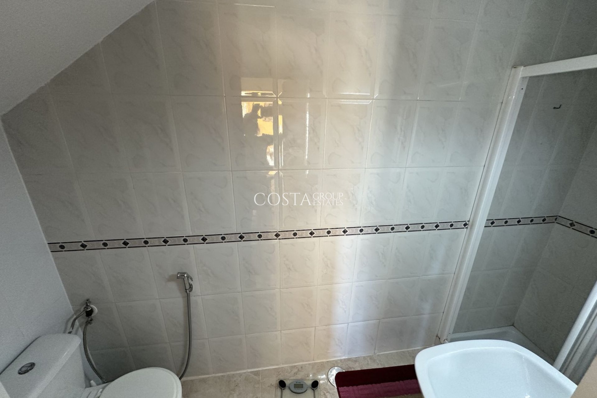 Wiederverkauf - Villa -
Torrevieja - Torrevieja Centro