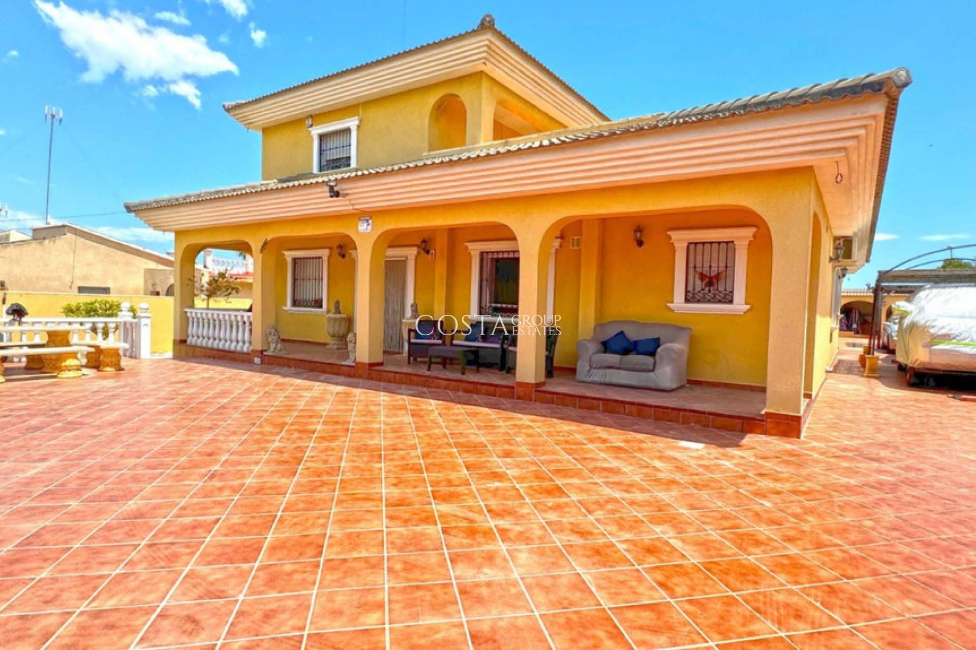 Wiederverkauf - Villa -
Torrevieja - Torrevieja Centro