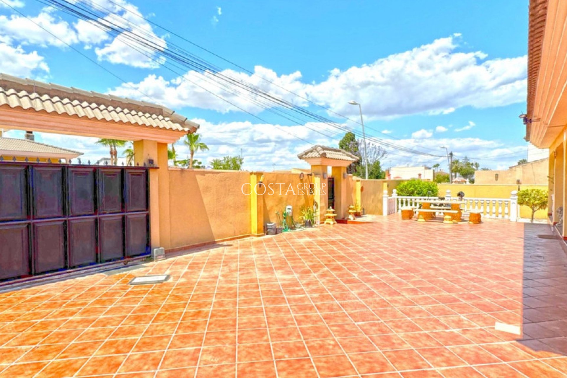 Wiederverkauf - Villa -
Torrevieja - Torrevieja Centro