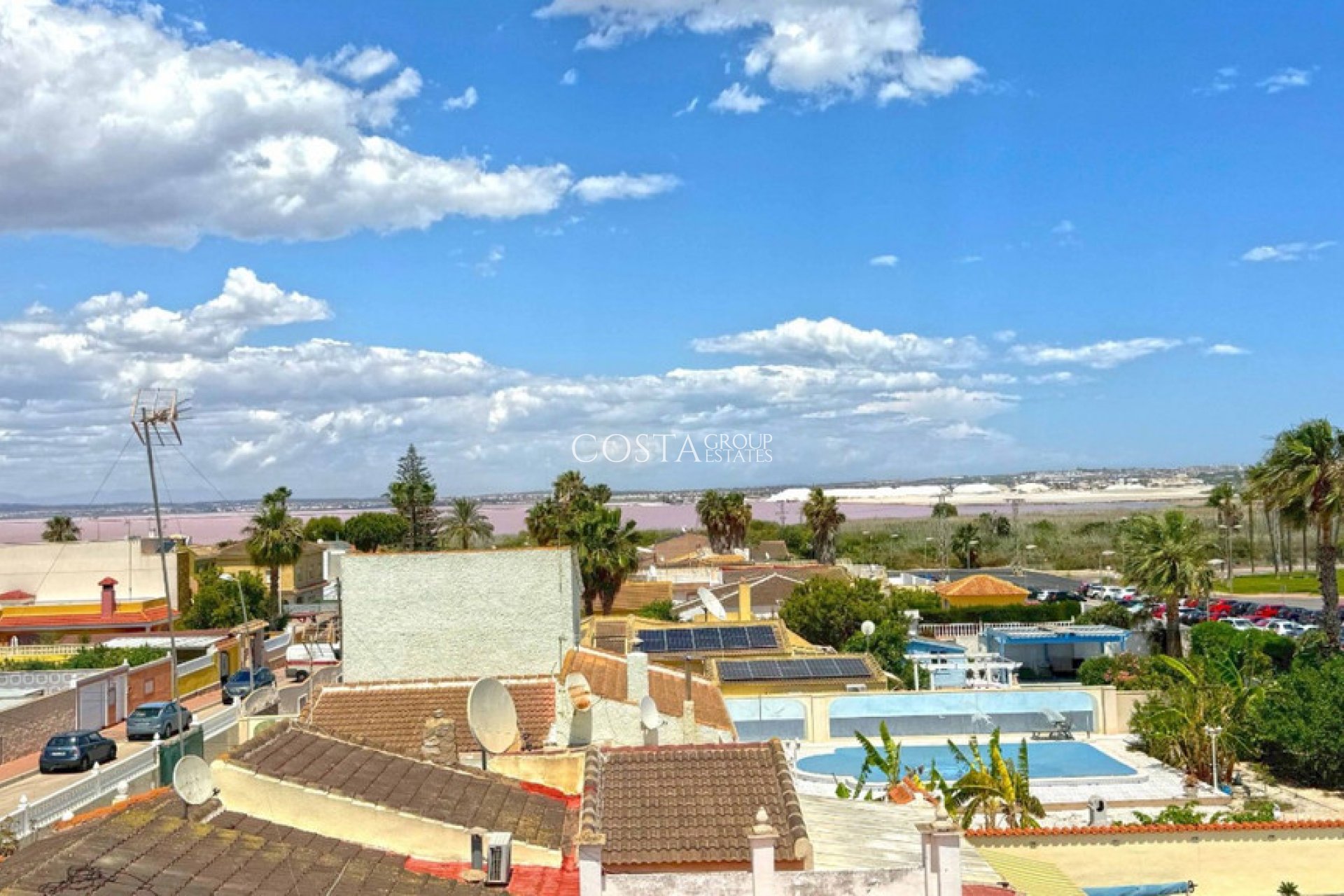 Wiederverkauf - Villa -
Torrevieja - Torrevieja Centro