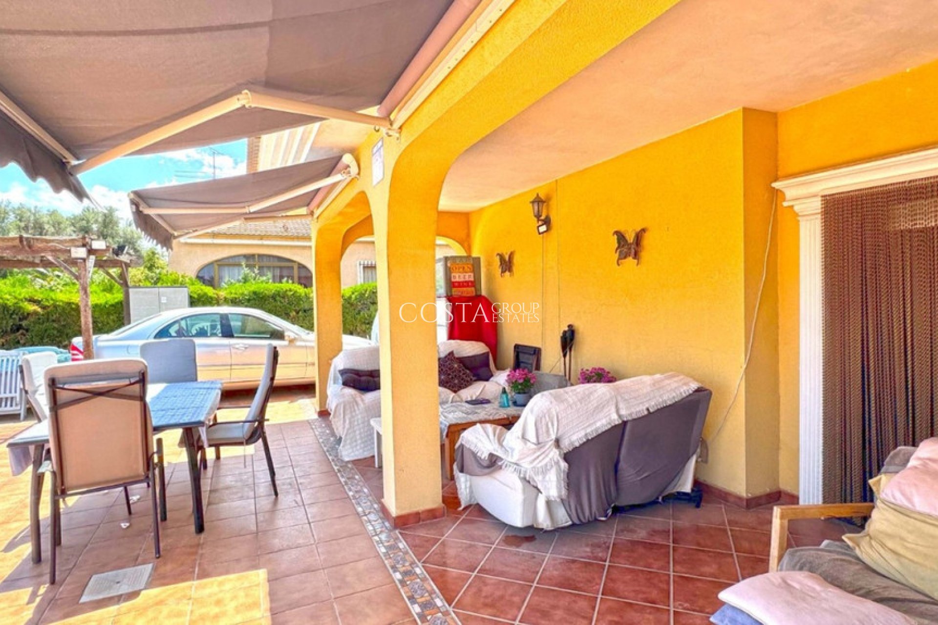Wiederverkauf - Villa -
Torrevieja - Torrevieja Centro