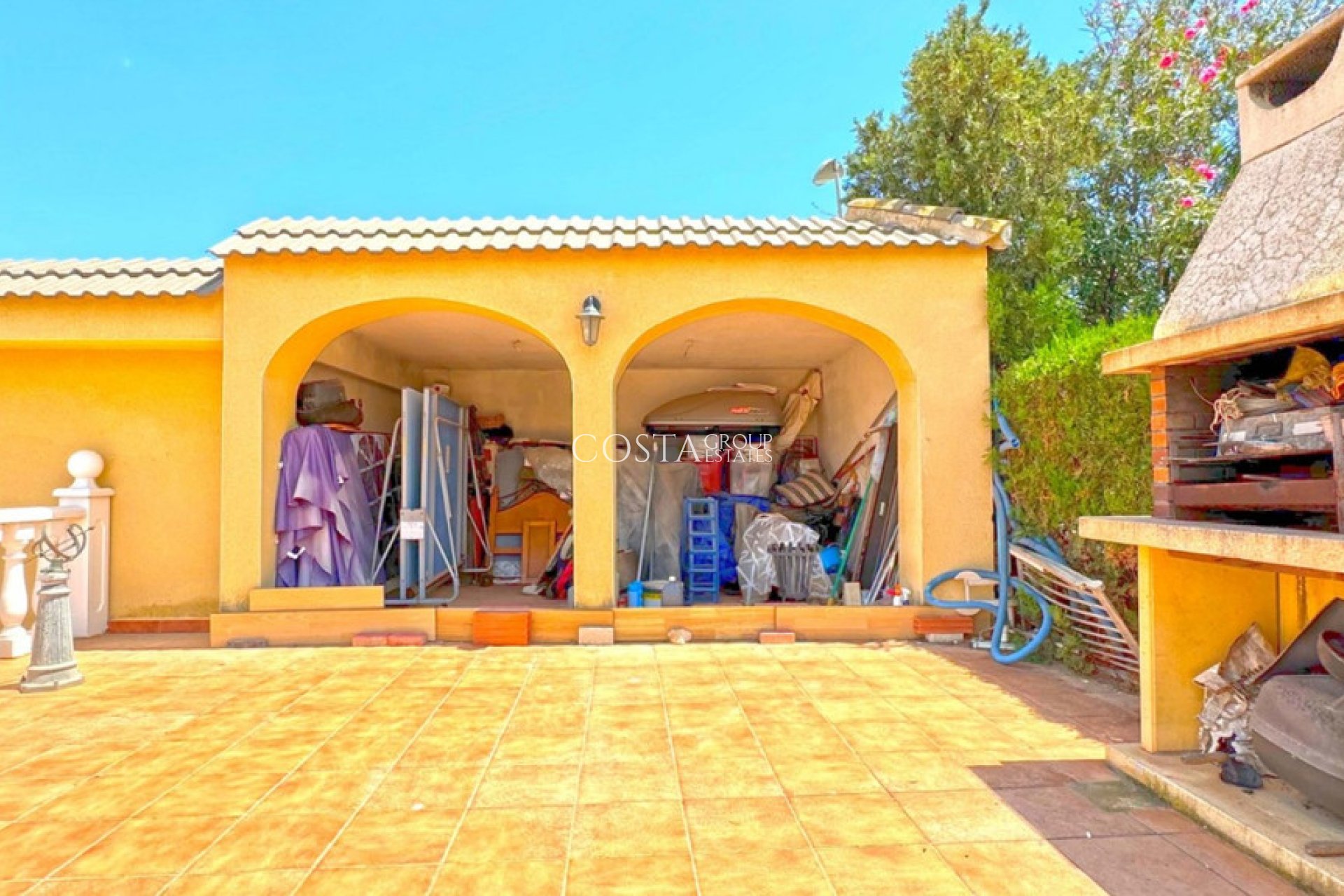Wiederverkauf - Villa -
Torrevieja - Torrevieja Centro