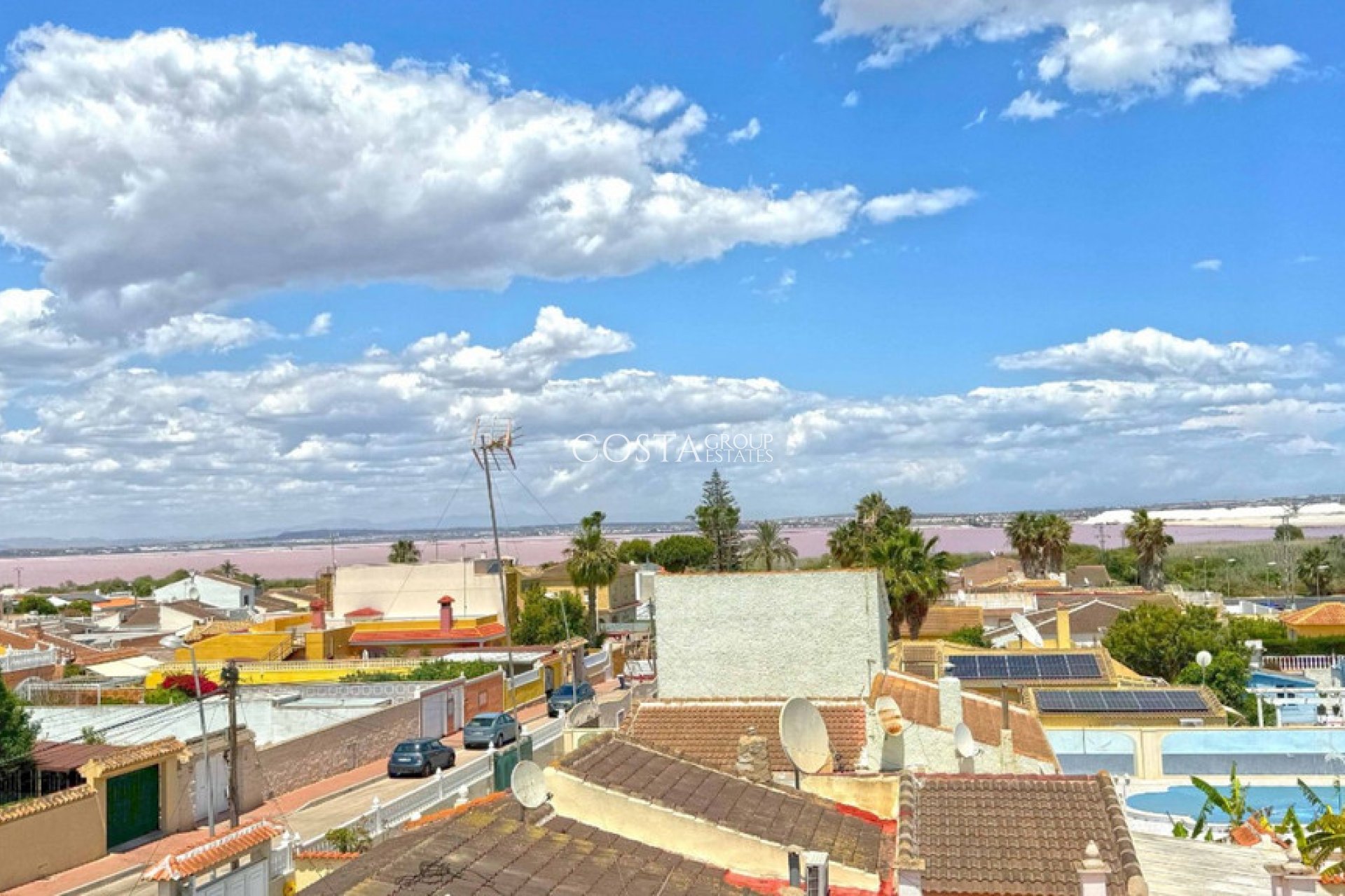 Wiederverkauf - Villa -
Torrevieja - Torrevieja Centro