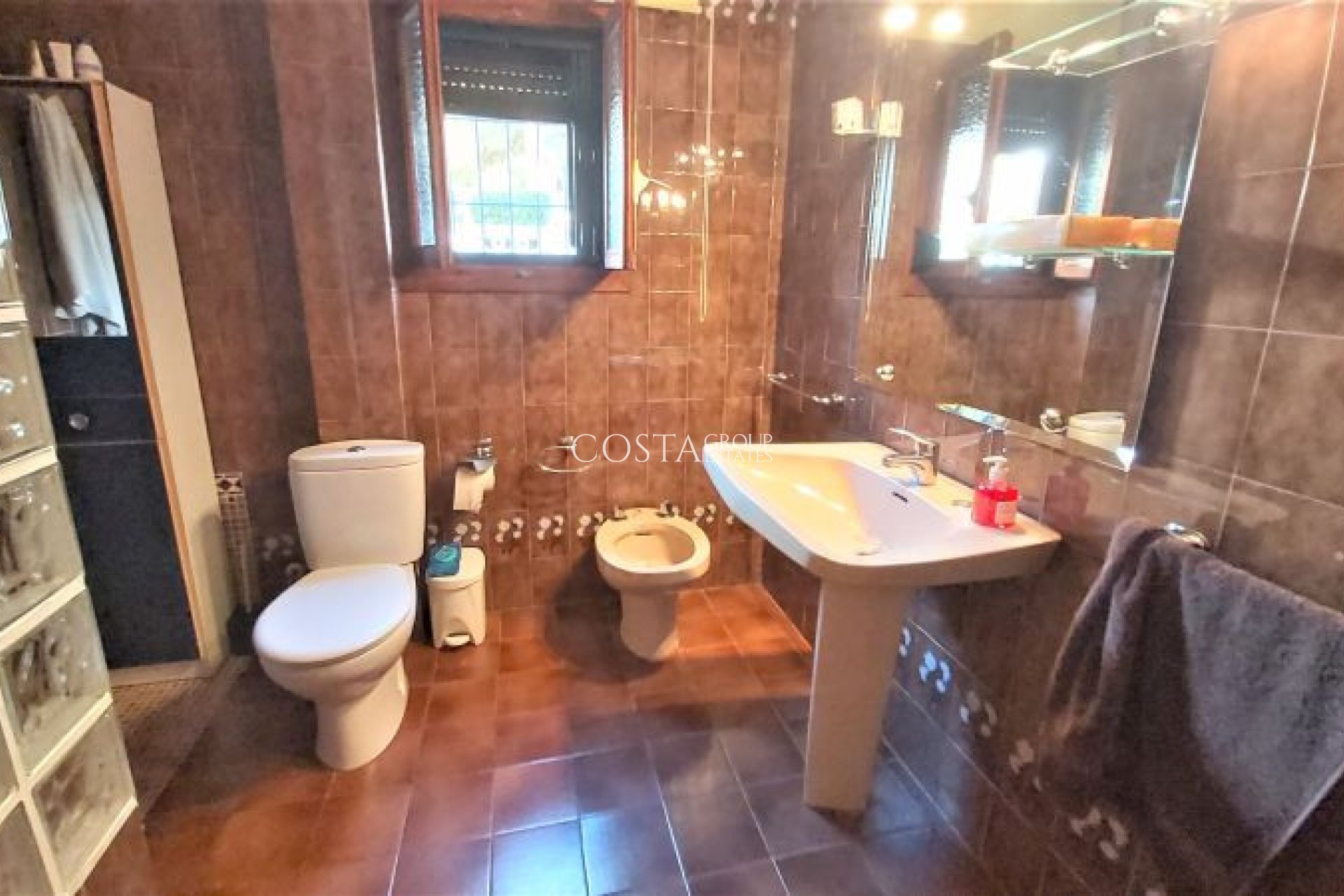 Wiederverkauf - Villa -
Torrevieja - Torrevieja Centro