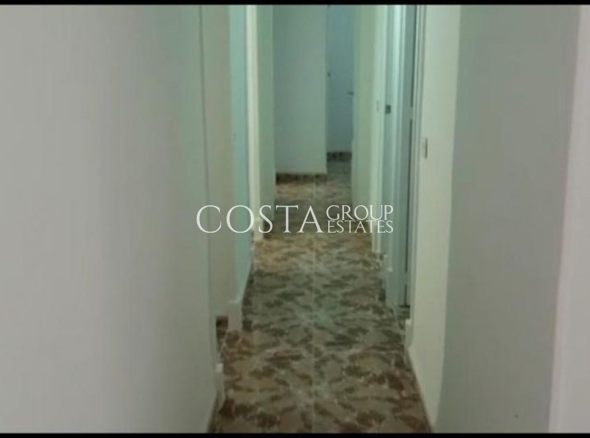 Wiederverkauf - Villa -
Torrevieja - Torrevieja Centro