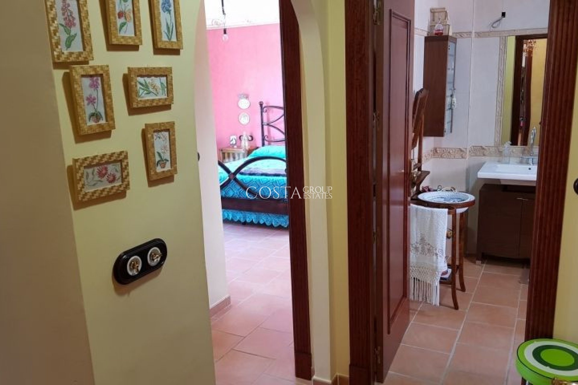 Wiederverkauf - Villa -
Torrevieja - Torrevieja Centro