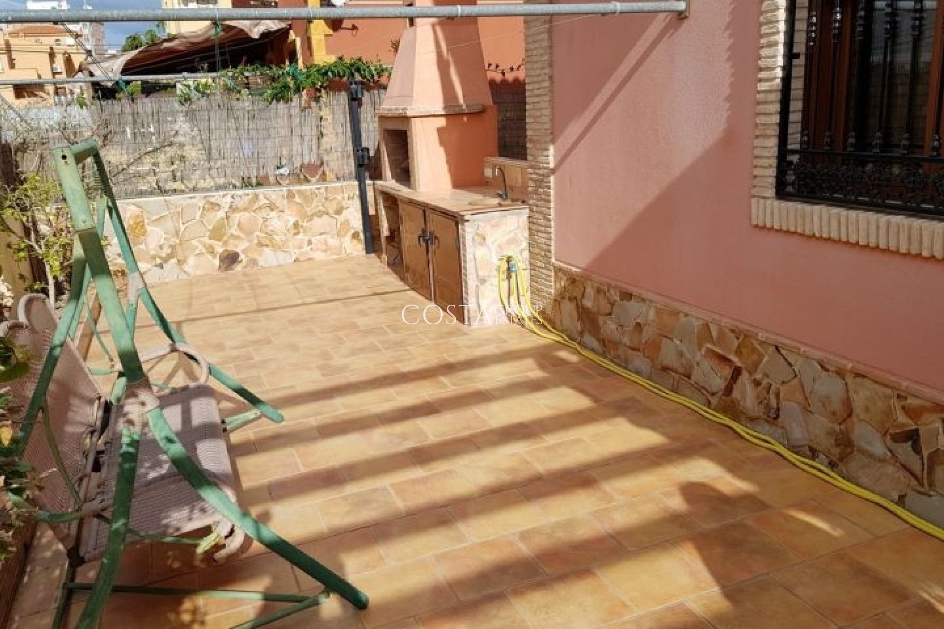 Wiederverkauf - Villa -
Torrevieja - Torrevieja Centro