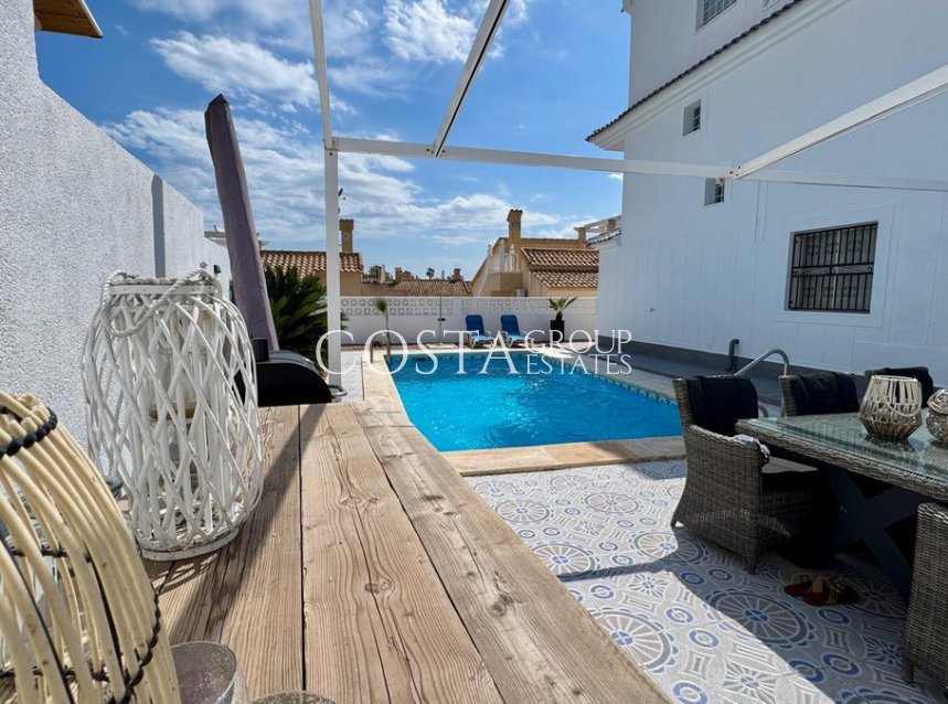 Wiederverkauf - Villa -
Torrevieja - Torrevieja Centro