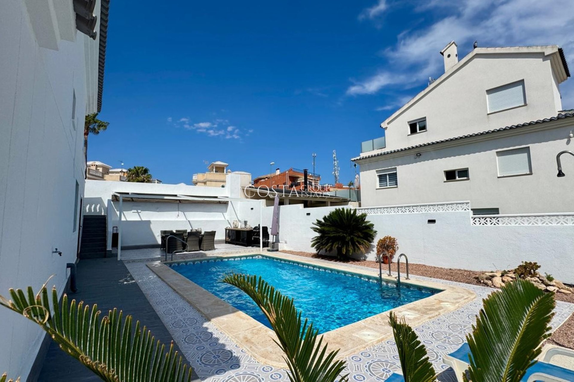 Wiederverkauf - Villa -
Torrevieja - Torrevieja Centro