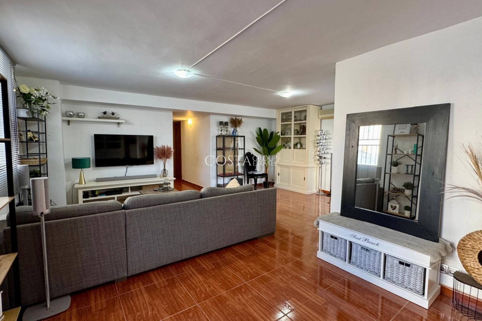 Wiederverkauf - Villa -
Torrevieja - Torrevieja Centro
