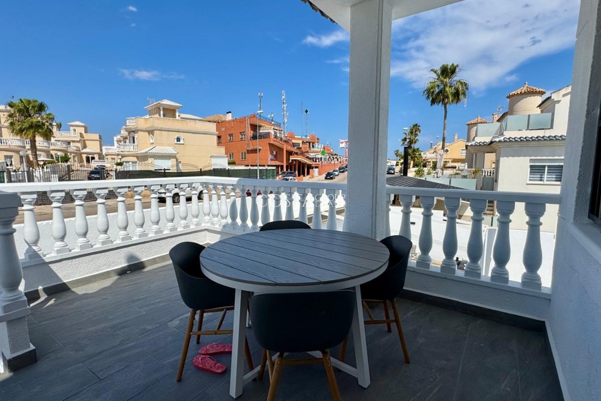Wiederverkauf - Villa -
Torrevieja - Torrevieja Centro