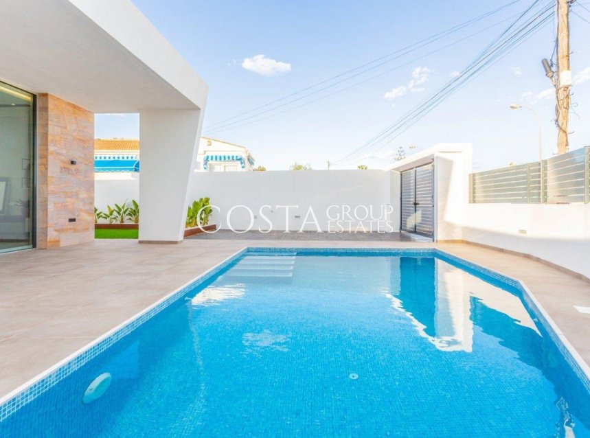Wiederverkauf - Villa -
Torrevieja - Torrevieja Centro