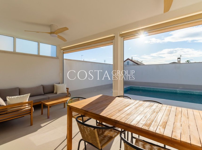 Wiederverkauf - Villa -
Torrevieja - Torrevieja Centro