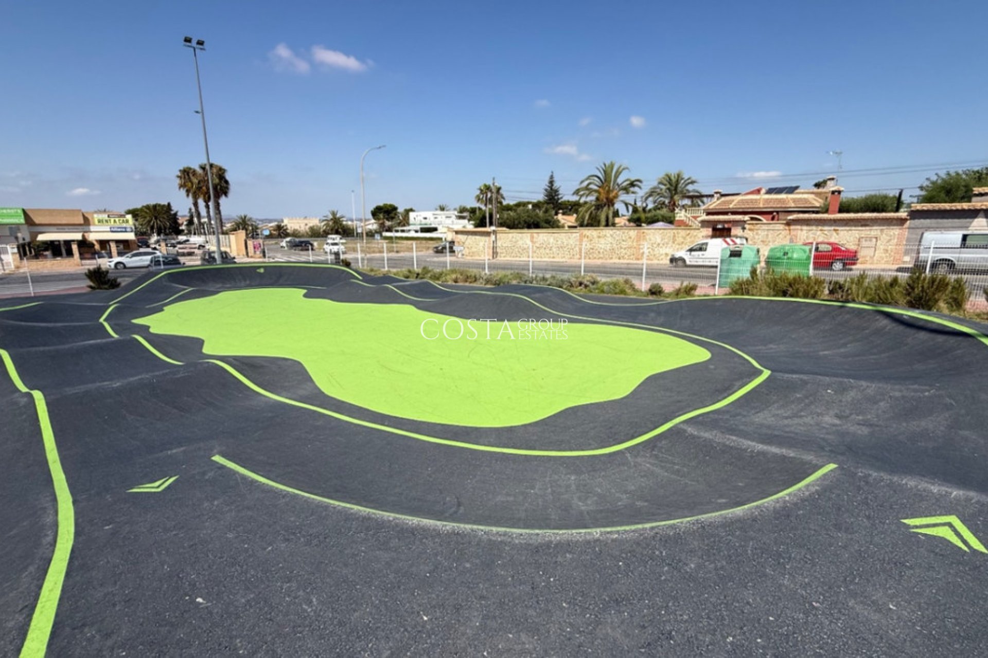 Wiederverkauf - Villa -
Torrevieja - Torrevieja Centro