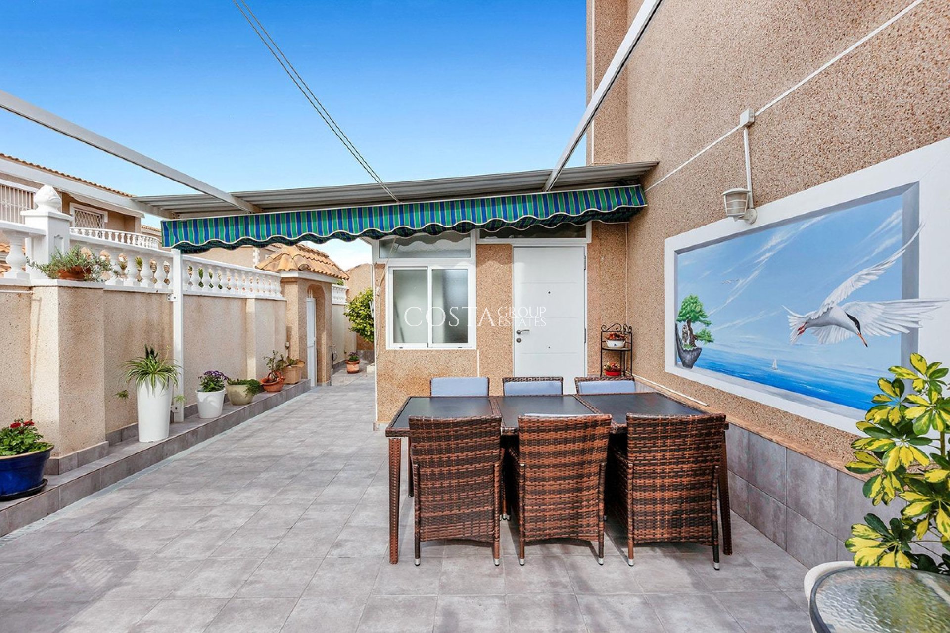 Wiederverkauf - Villa -
Torrevieja - Torrevieja Centro