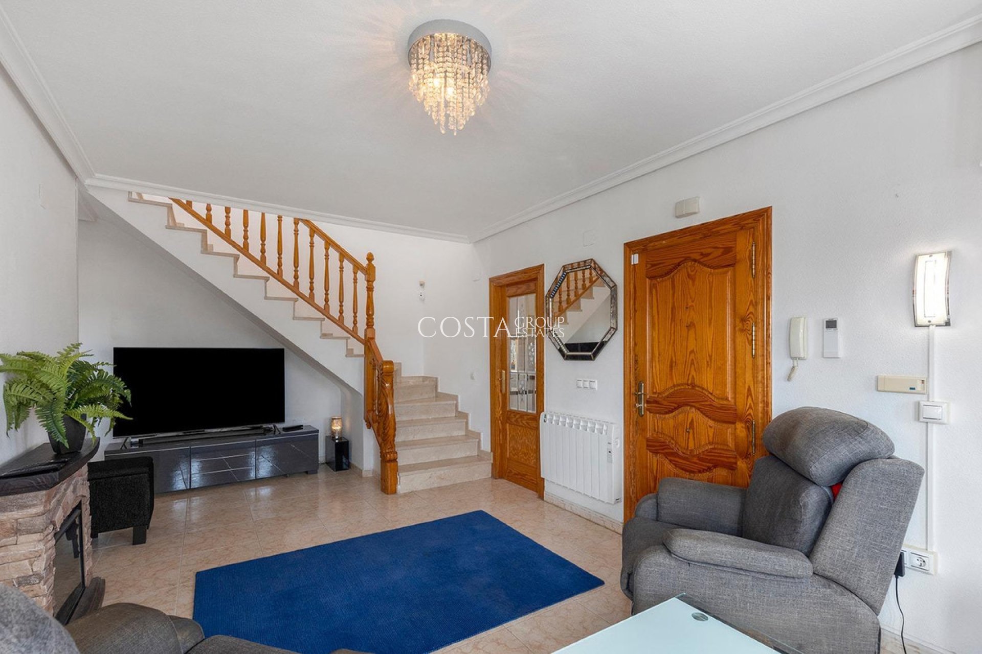 Wiederverkauf - Villa -
Torrevieja - Torrevieja Centro