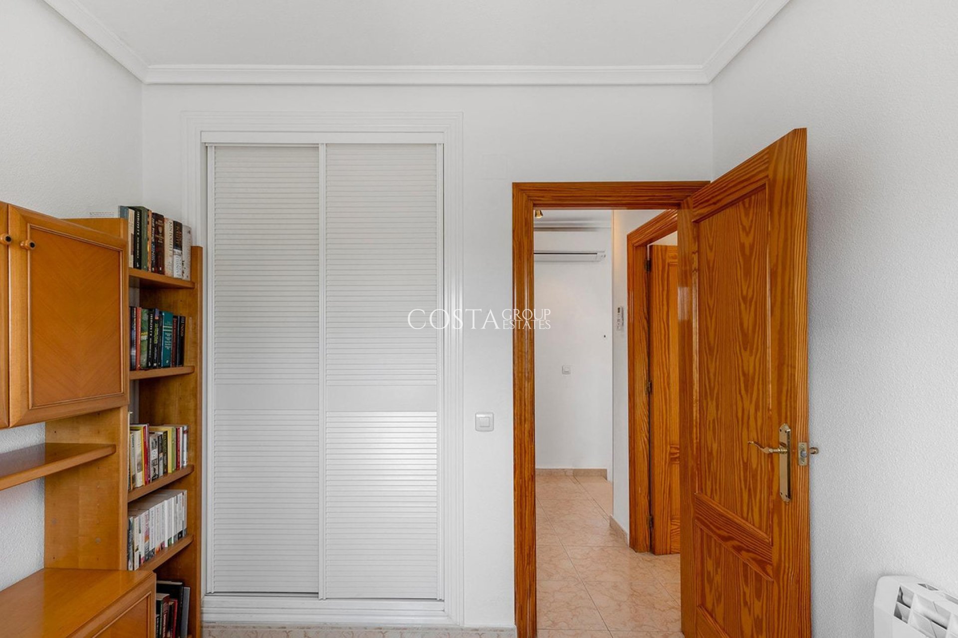 Wiederverkauf - Villa -
Torrevieja - Torrevieja Centro