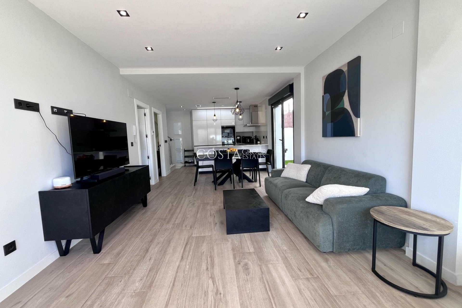 Wiederverkauf - Villa -
Torrevieja - Torrevieja Centro