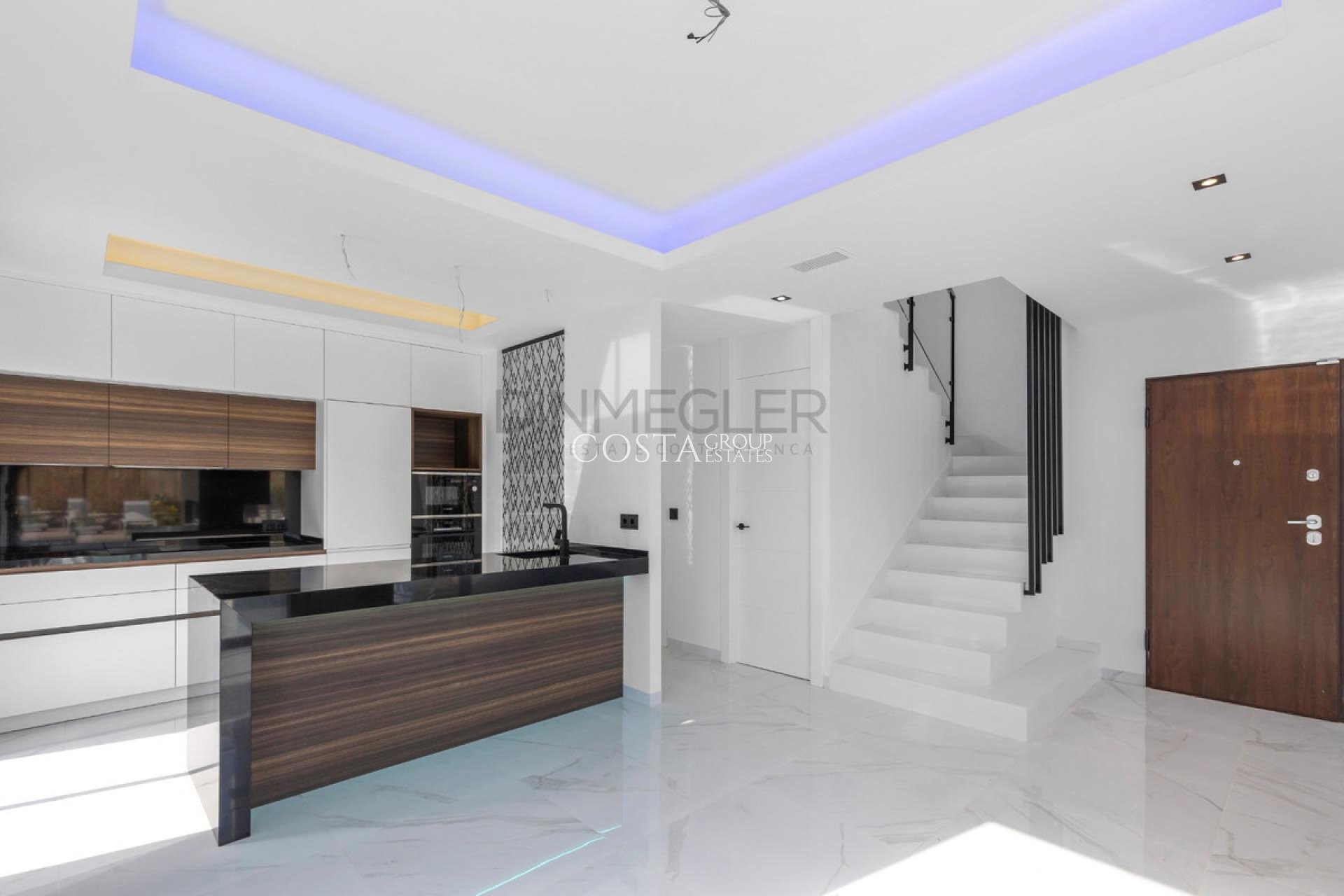 Wiederverkauf - Villa -
Torrevieja - Torrevieja Centro