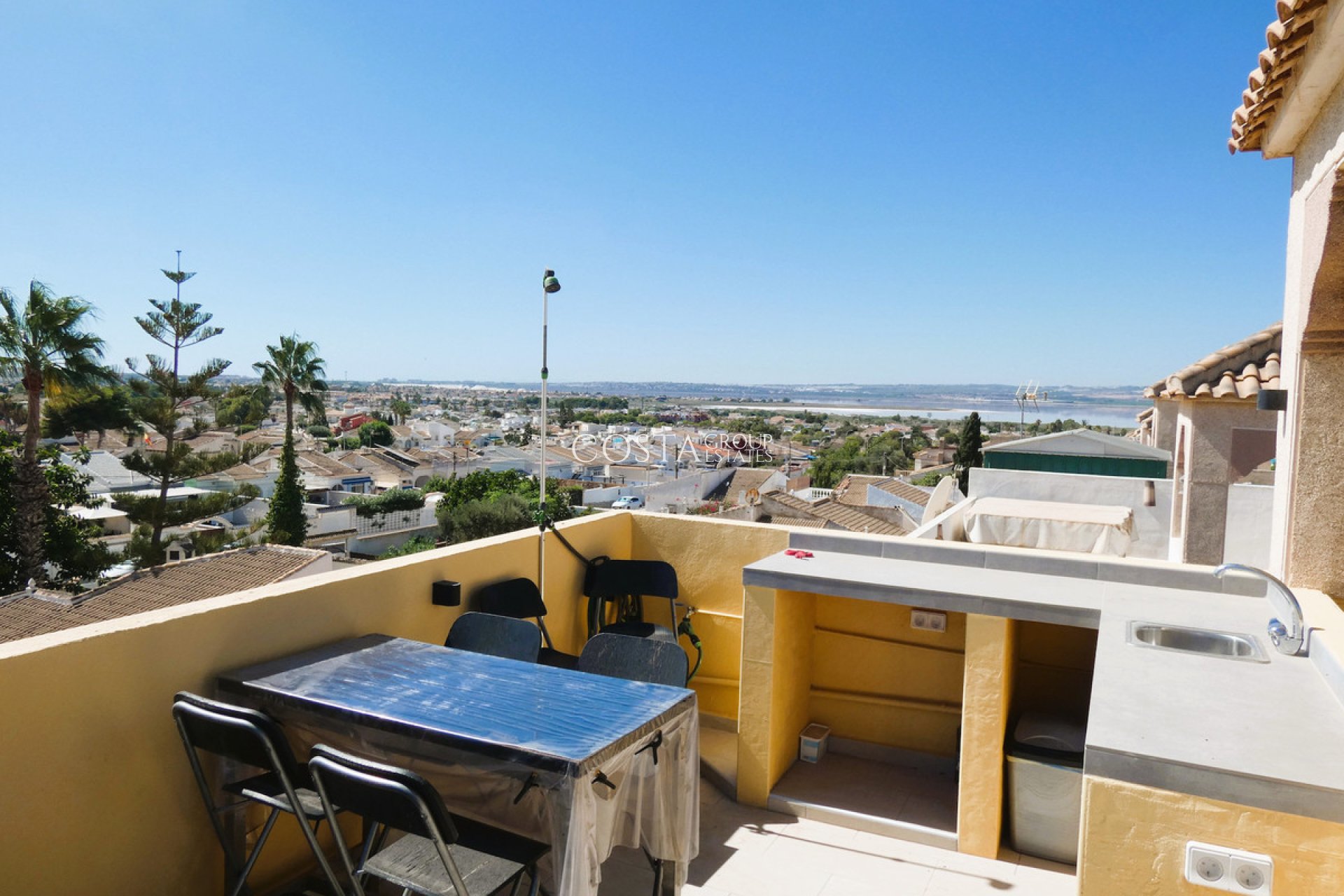 Wiederverkauf - Villa -
Torrevieja - Torrevieja Centro