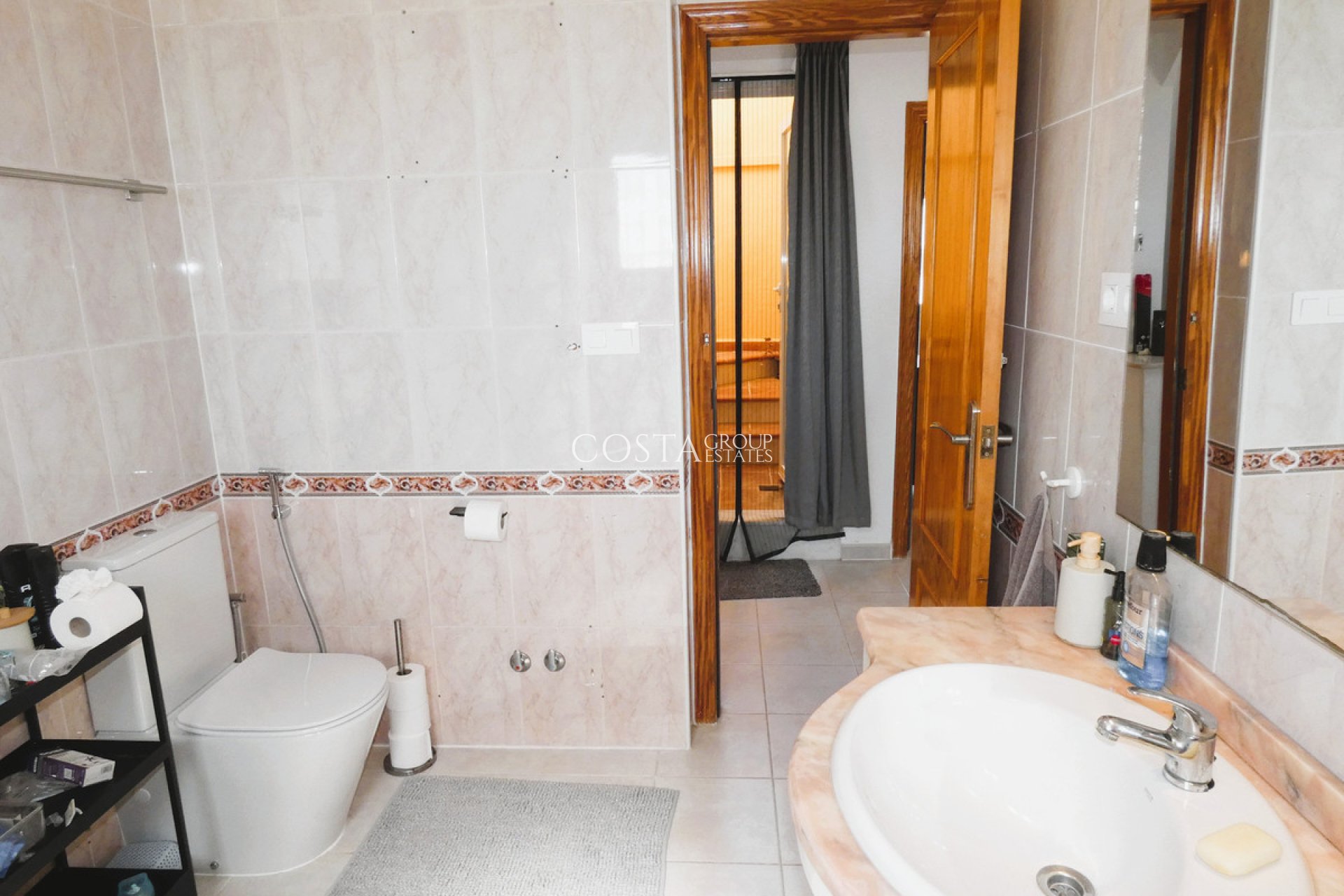 Wiederverkauf - Villa -
Torrevieja - Torrevieja Centro