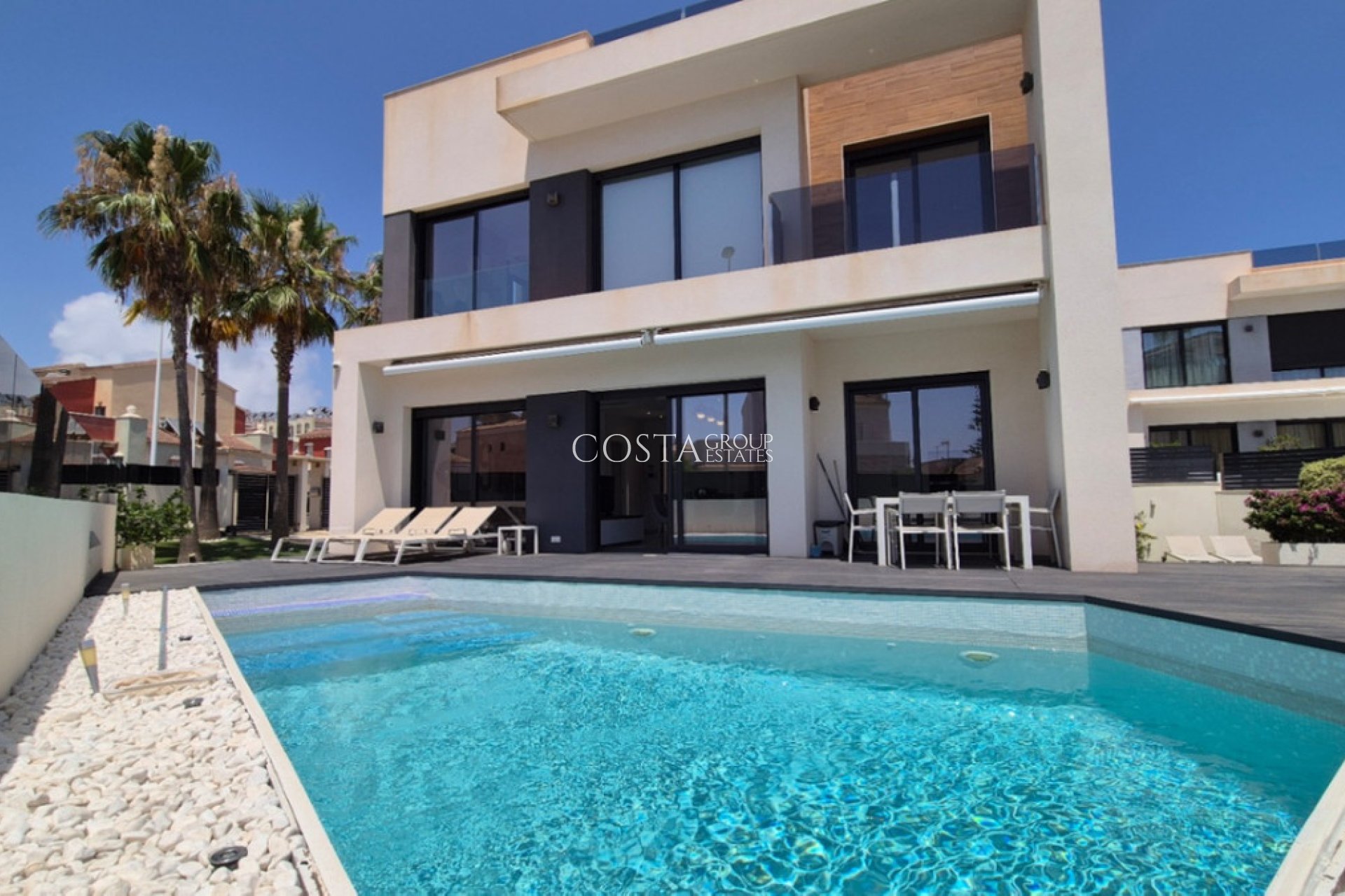 Wiederverkauf - Villa -
Torrevieja - Torrevieja Centro