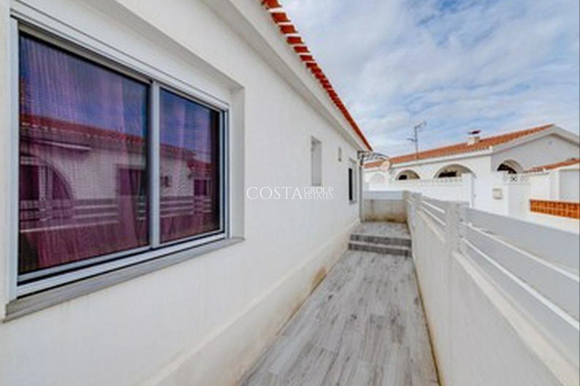 Wiederverkauf - Villa -
Torrevieja - Torrevieja Centro