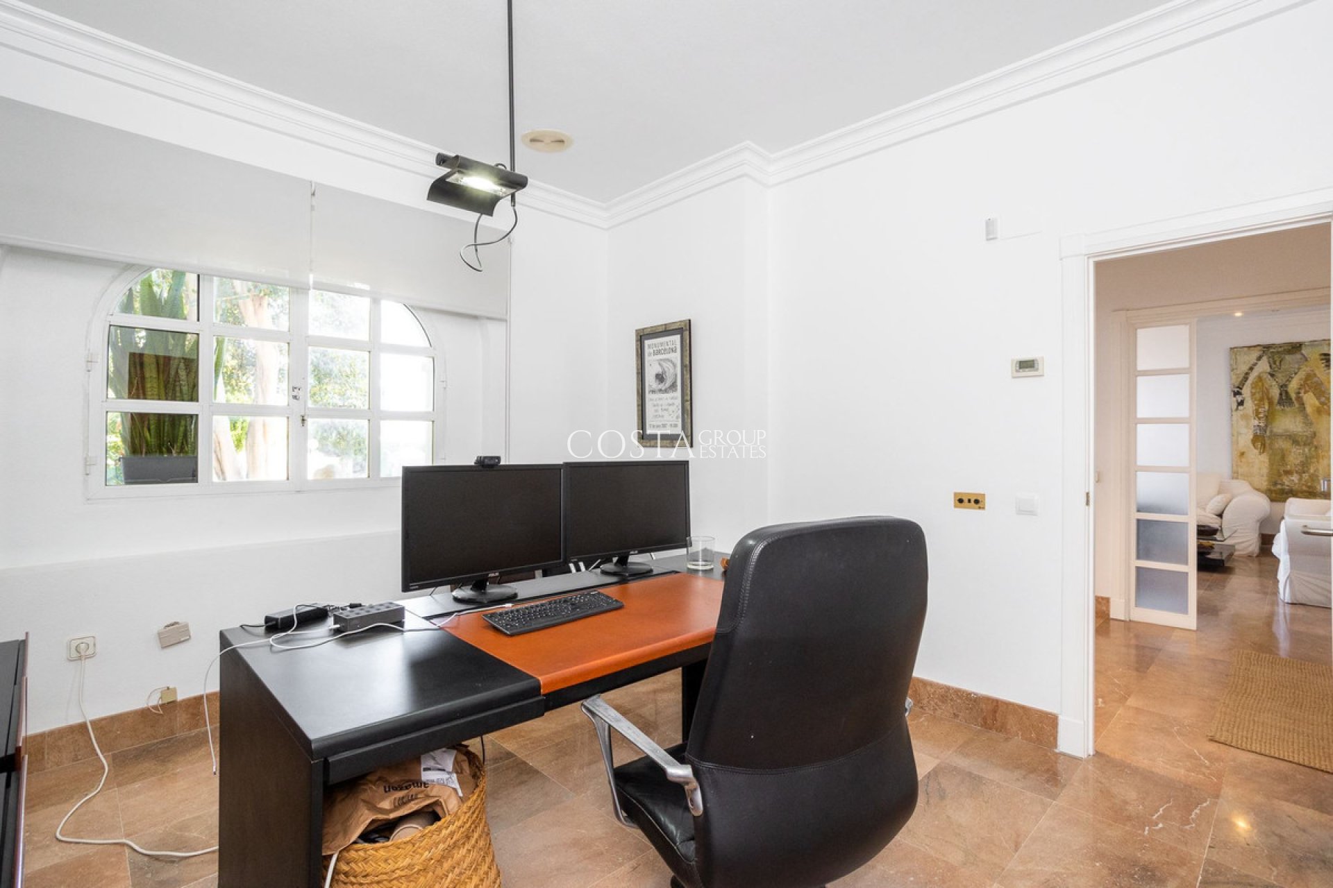 Wiederverkauf - Villa -
Torrevieja - Torrevieja Centro