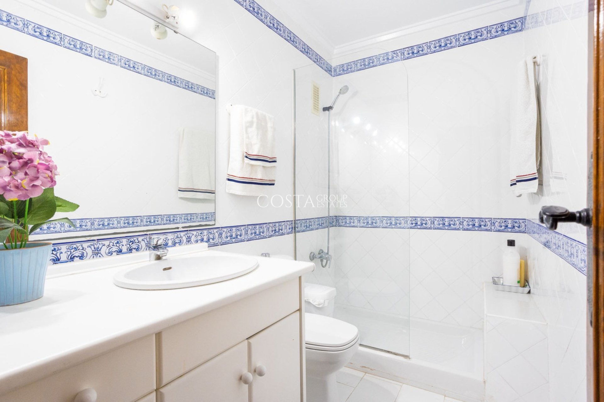 Wiederverkauf - Villa -
Torrevieja - Torrevieja Centro