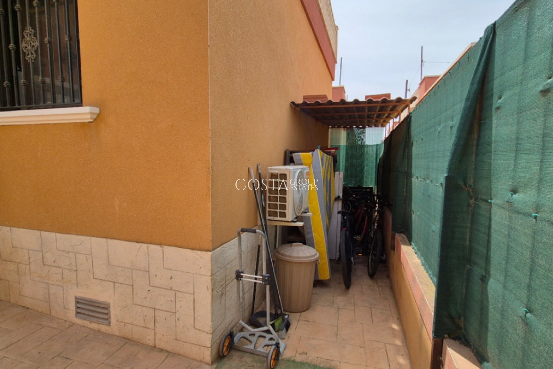 Wiederverkauf - Villa -
Torrevieja