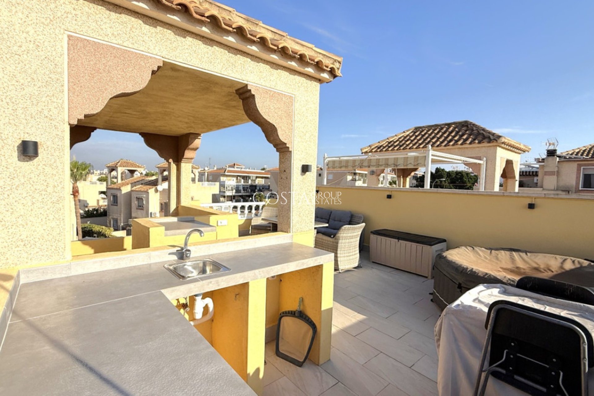 Wiederverkauf - Villa -
Torrevieja