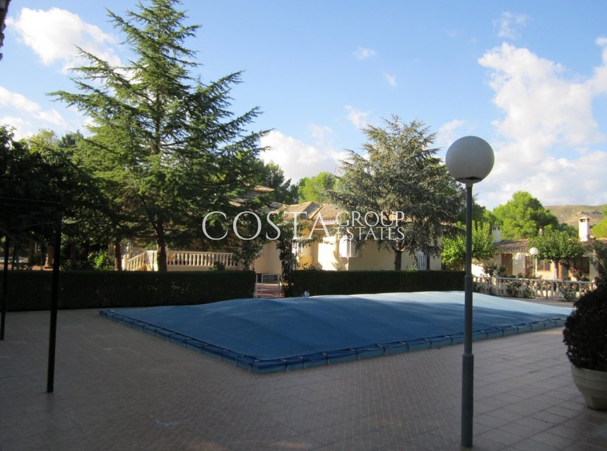 Wiederverkauf - Villa -
Yecla - Yecla Centro