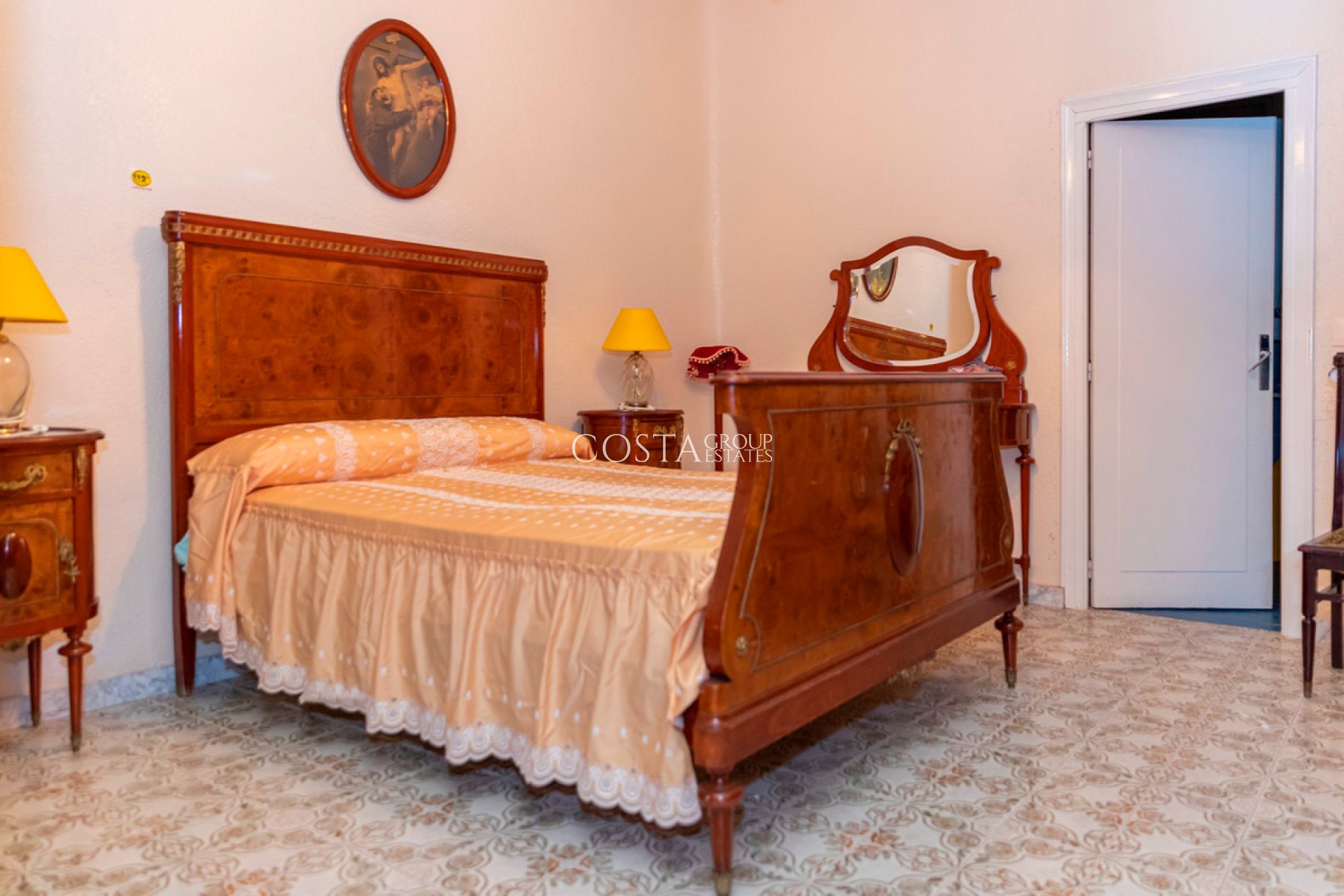 Wiederverkauf - Villa -
Yecla - Yecla Centro