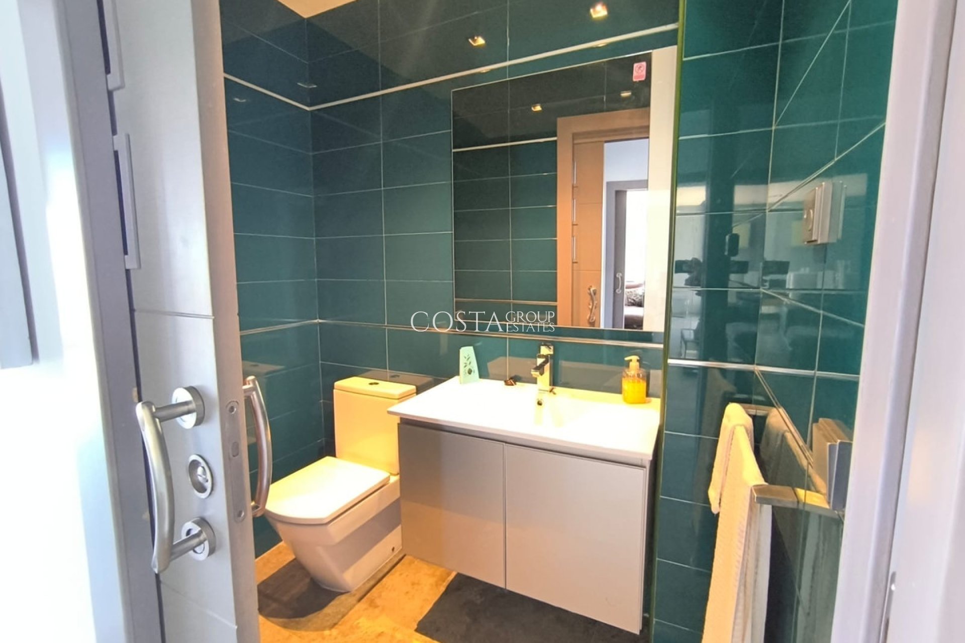 Wiederverkauf - Villa -
Yecla - Yecla Centro