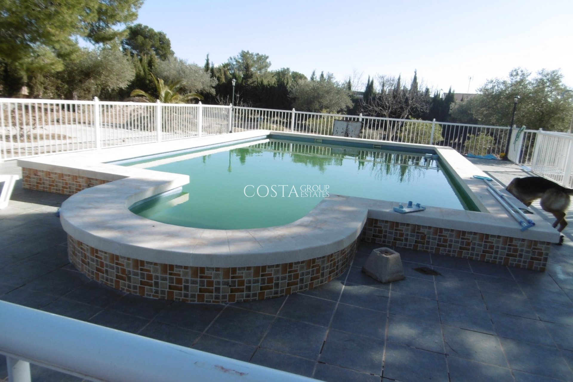 Wiederverkauf - Villa -
Yecla - Yecla Centro