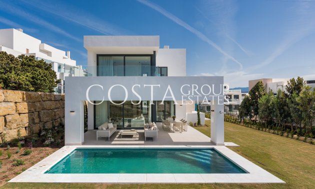 Willa - Nowy budynek - Estepona - Estepona