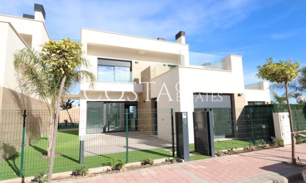 Willa - Odsprzedaż - Los Alcazares - Los Alcazares Centro