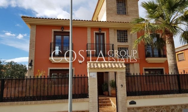 Willa - Odsprzedaż - Torrevieja - Torrevieja