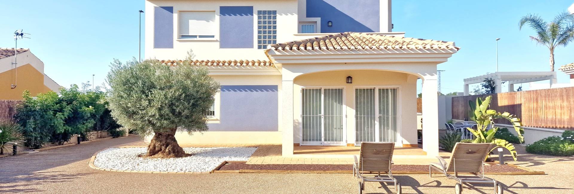 JARDINES DE ALMENARA