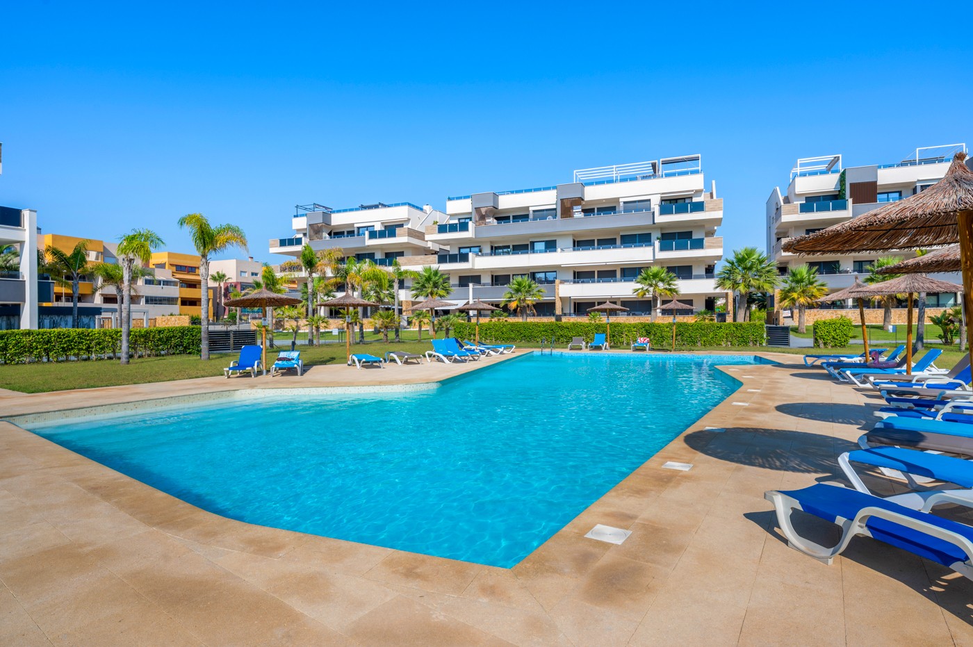 House in Playa Flamenca - Image 2