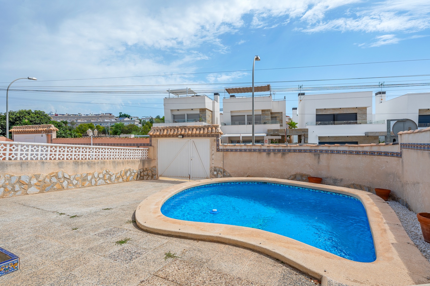 Villa in San Miguel de Salinas - Image 3