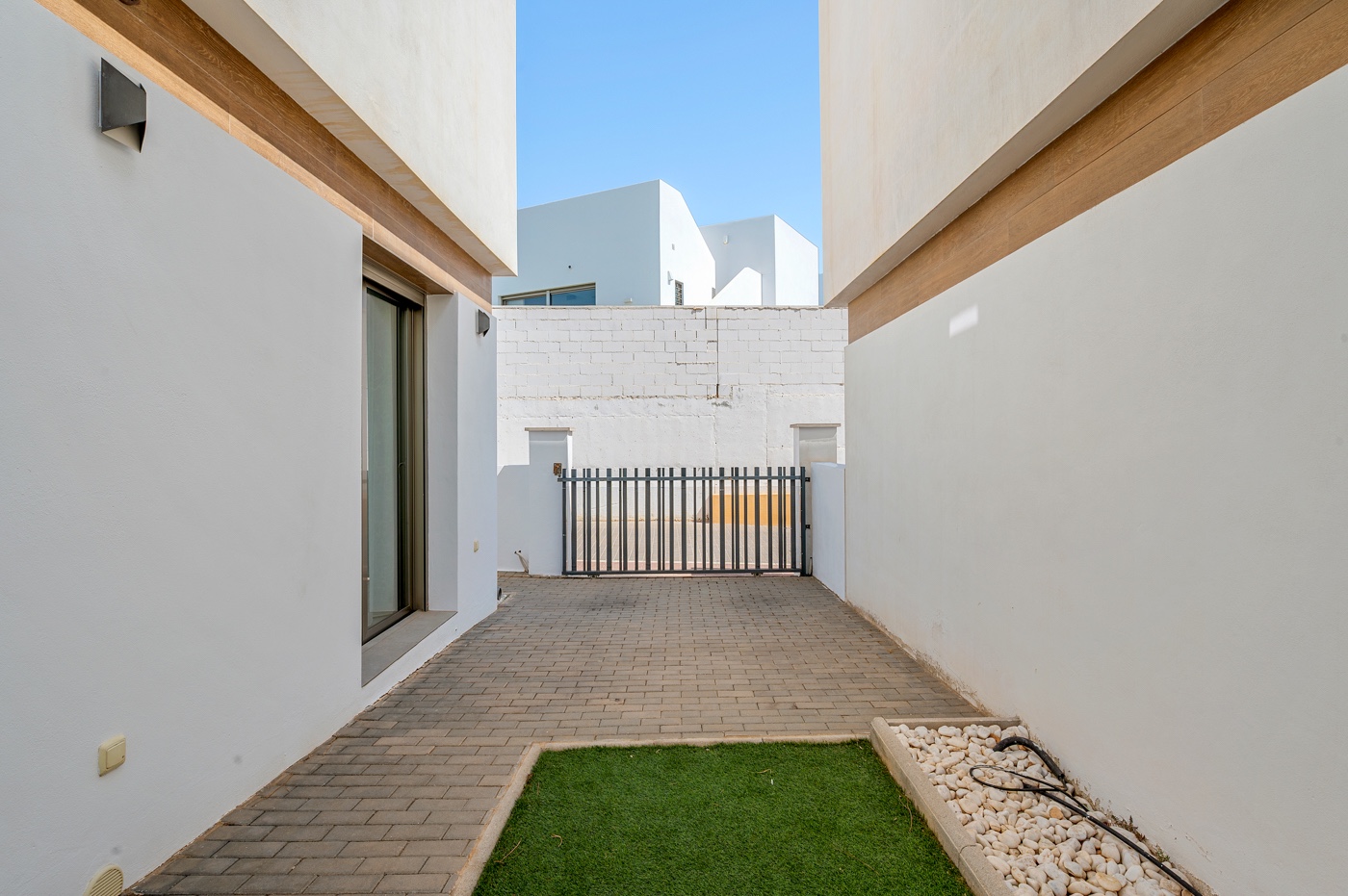 cbw-711: Villa for sale in Orihuela Costa