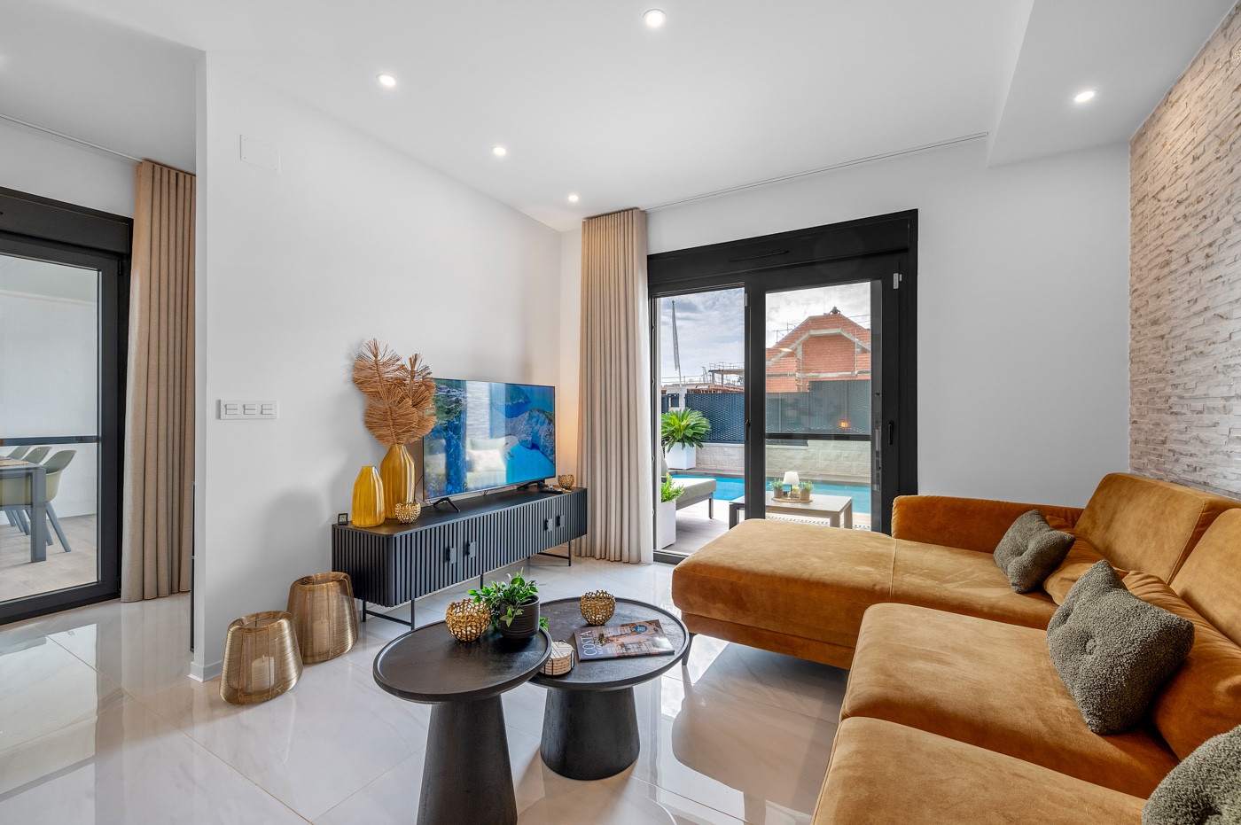 CBW-715: Villa for sale in Orihuela Costa