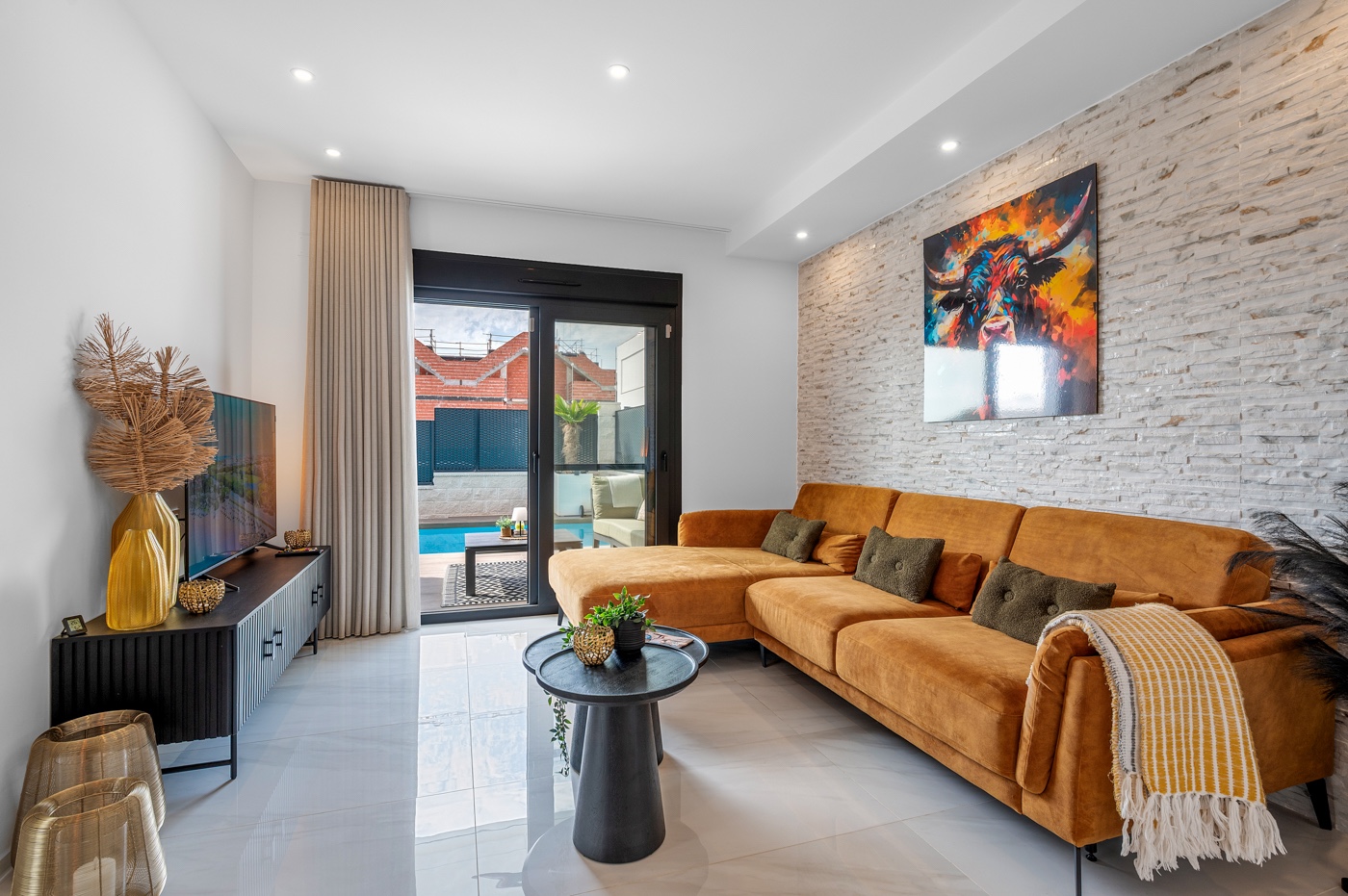 CBW-715: Villa for sale in Orihuela Costa