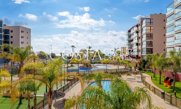 Wiederverkauf - Apartment -
Pilar de la Horadada - Mil Palmeras