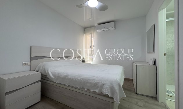 Resale - Apartment -
Torrevieja - Centro